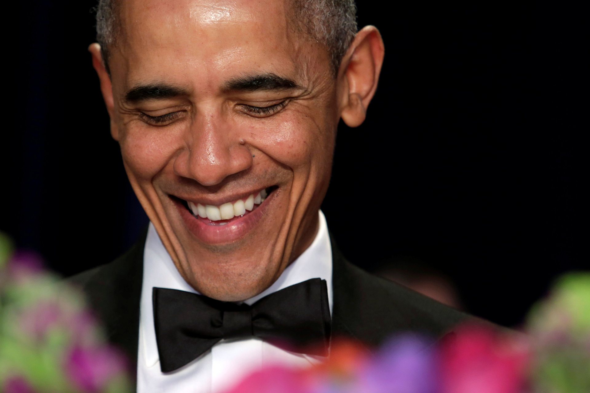 باراک اوباما در حال قرائت سخنرانی سالانه اش در گردهمایی کاخ سفید