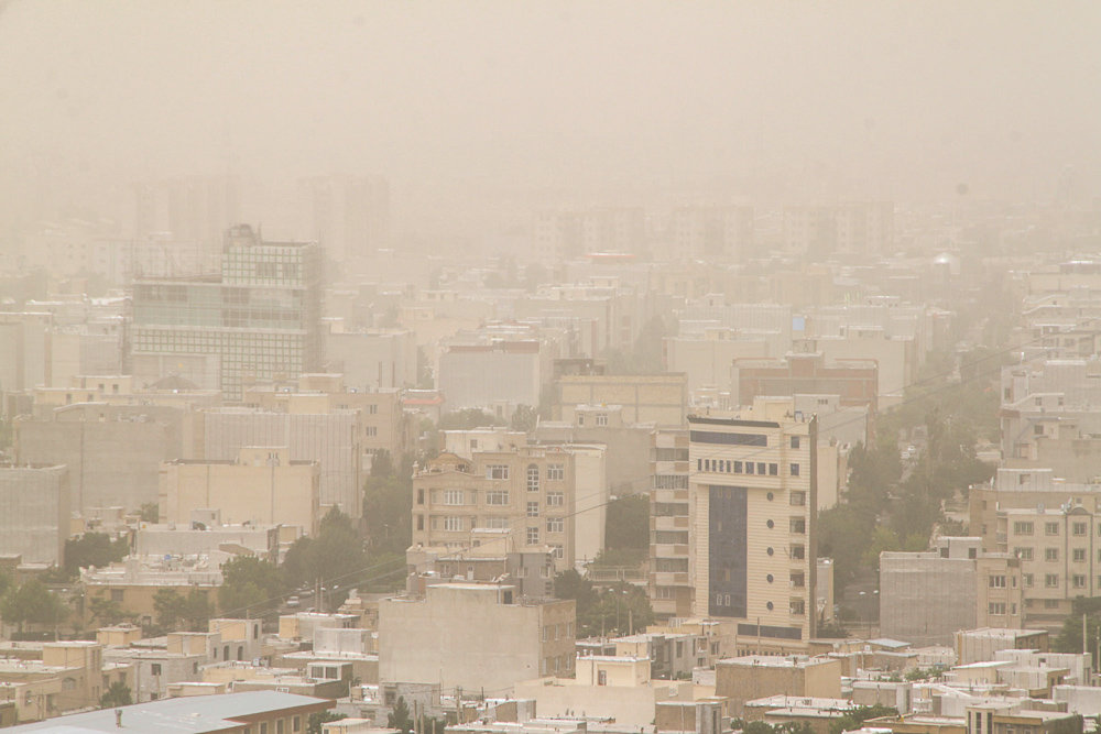 موج گرد و خاک در هوای زنجان