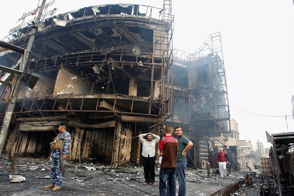حادثه ی انفجار بمب در یک ماشین در بغداد