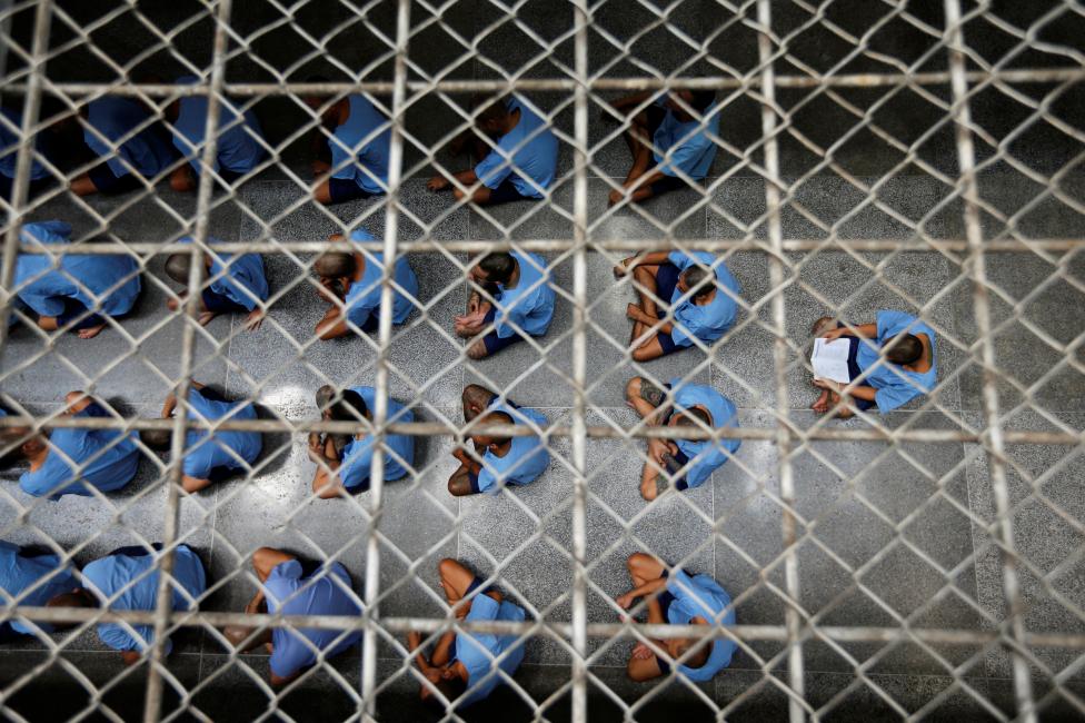 زندانیان با حبس های طولانی در زندان فوق امنیتی کلانگ در بانکوک