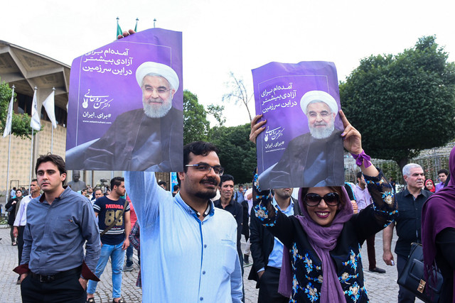 جشن پیروزی حسن روحانی