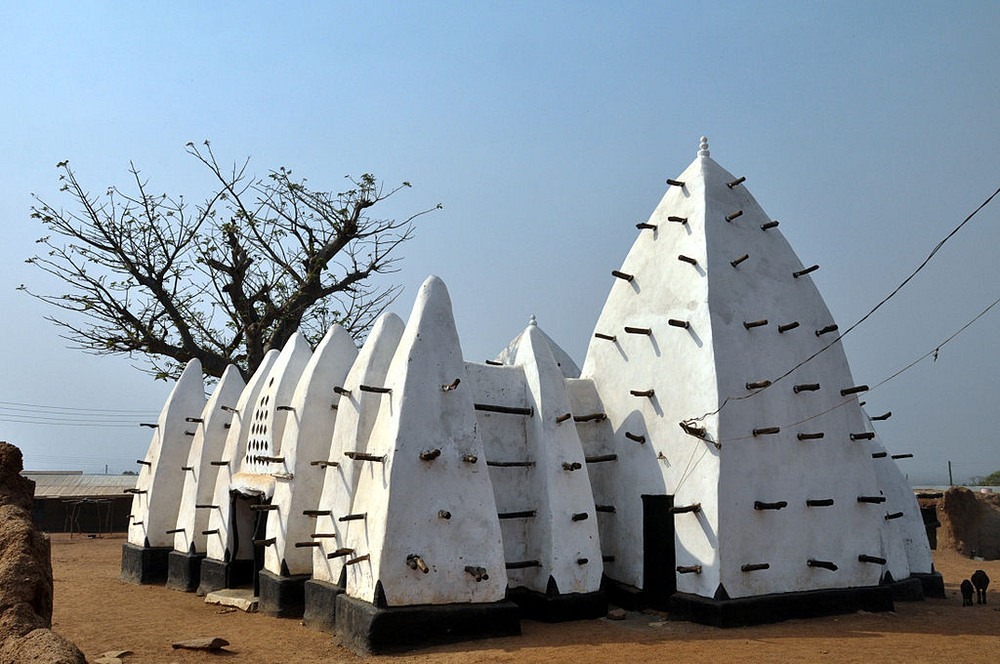 مسجد لارباناگا در روستای لارباناگ