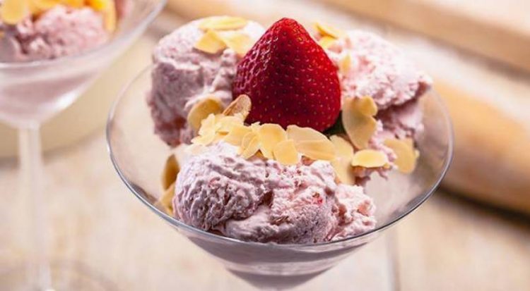 طرز تهیه ماست بستنی |  نحوه  تهیه ماست بستنی چوبی