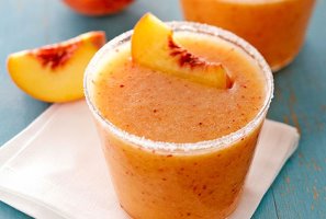 طرز تهیه رانی هلو | نحوه تهیه لیموناد هلو و ناگ پرتقال