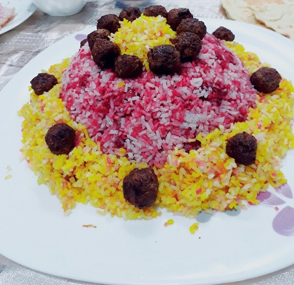 آلبالو پلو با گوشت