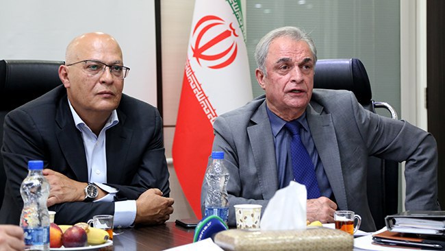 رئیس هولدینگهای ایران