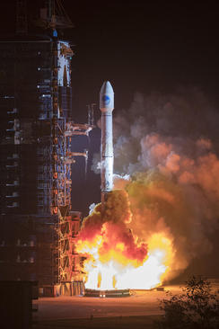 پرتاب دو ماهواره چینی به فضا از استان سیچوان