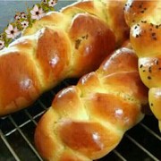 طرز تهیه نان مغزدار | نحوه تهیه نان مغزدار خرما و گردو