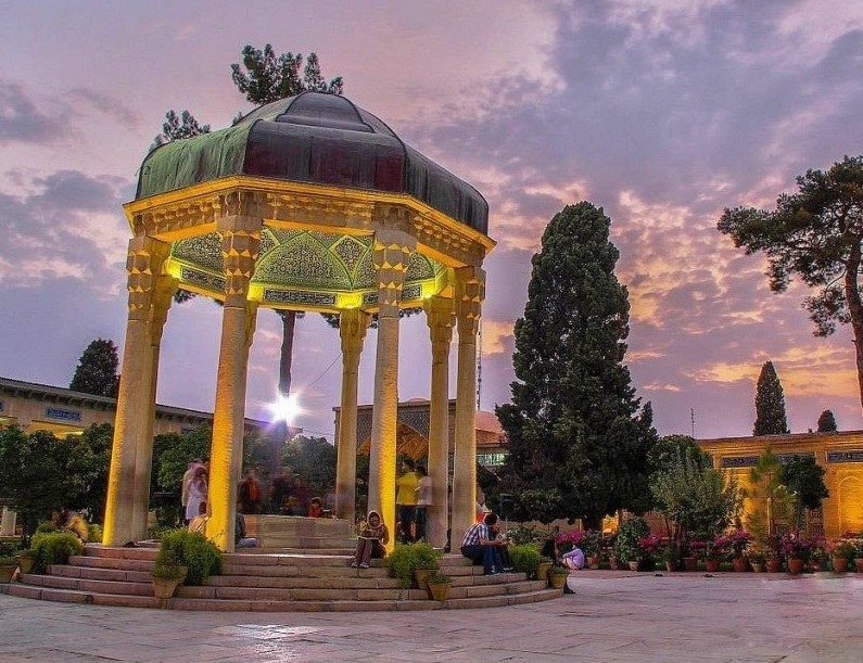 سفر به شیراز، آشنایی با شهر شعر و ادب پارسی