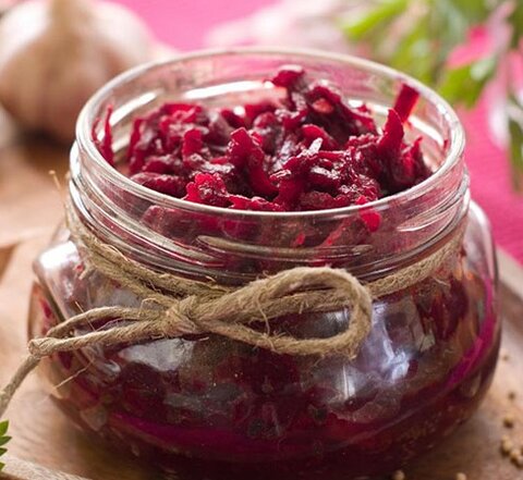 طرز تهیه ترشی لبو | خواص چغندر و فواید ترشی