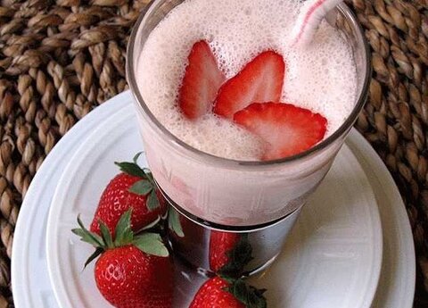 طرز تهیه میلک شیک نوتلا | نحوه تهیه شیک قهوه و شکلات تلخ و میلک شیک موز