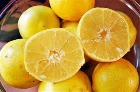 خواص لیمو شیرین | فواید لیمو شیرین برای درمان سرماخوردگی و پوست