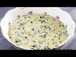 طرز تهیه سوپ گشنیز با ماست