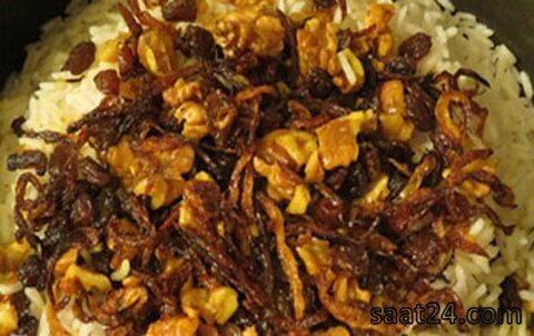 طرز تهیه گردو پلو شهرکرد با مرغ