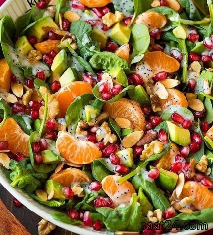 طرز تهیه سالاد اسفناج