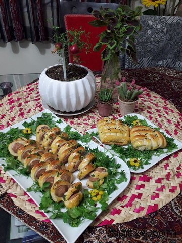 طرز تهیه پیراشکی سوسیس