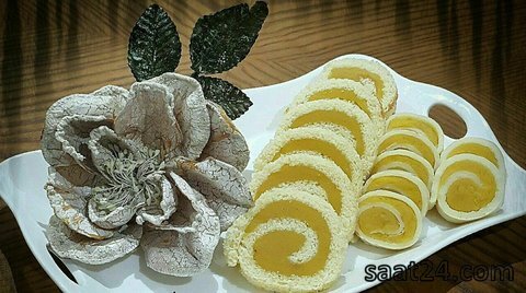 طرز تهیه رولت حلوای زعفرانی