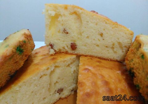 طرز تهیه کیک وانیلی کشمشی