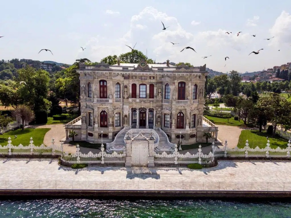 غرفه و قصر اهلامور استانبول