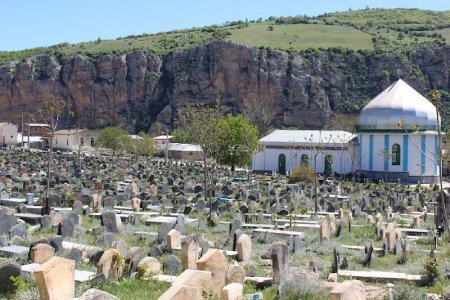 برستان سفید چاه اولین گورستان مرموز ایران