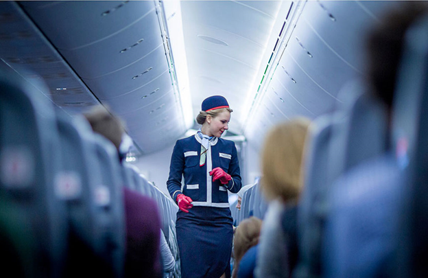 8 نکته که در صحبت با مهماندار باید رعایت کنیم!