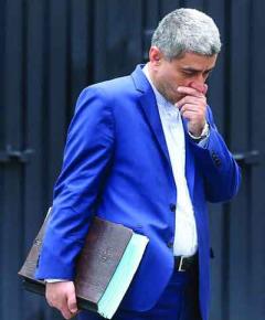 پزشکیان راهبرد اقتصادی  ندارد