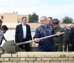 پزشکیان در به در دنبال متخصصان می گردد