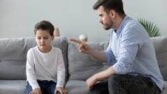 وقتی به احساسات منفی کودک توجه نمی شود