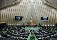 نامه هشدار آمیز 165 نماینده مجلس به سران قوا