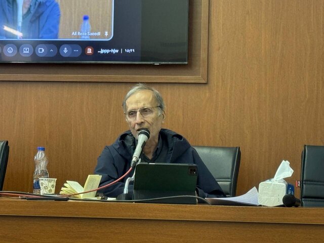 هادی خانیکی