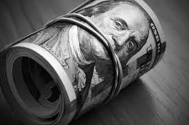 وزارت نفت پاسخگوی عدم بازگشت پول فروش نفت باشد