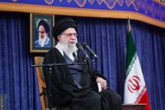 رهبر انقلاب: ما با معترض حرف می‌زنیم؛ با اغتشاشگر حرف زدن فایده‌ای ندارد