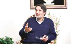 تمجید روزنامه اصولگرا از عمادالدین باقی