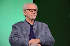 بهکیش : منفعت ملی نبرد با قدرت‌های بزرگ نبود