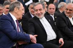 لاوروف : وضعیت ایران و آمریکا انفجاری است