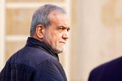 کیهان توپ شکست مذاکرات را به زمین دولت انداخت