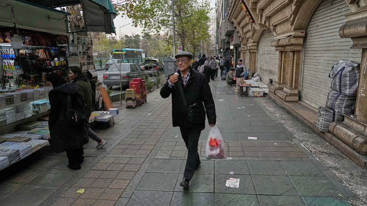 چرا اقتصادایران تغییر نمی کند