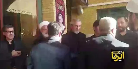 میثم و مسعود خامنهای در مراسم ختم داماد شهید رهبر شهید؛ از میزبانی علی باقری کنی تا حضور چهرههای دانشگاه امامخ صادق(ع)/ مصباحی مقدم هم بود + عکس