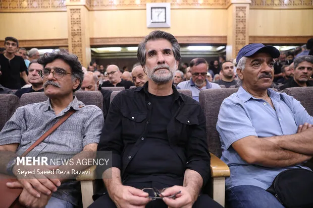 مراسم ترحیم اکبر عبدی