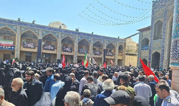 شیراز در سوگ عقاب وطن؛ بدرقه باشکوه شهید خلبان مجید کاظمی با اشک و ماتم