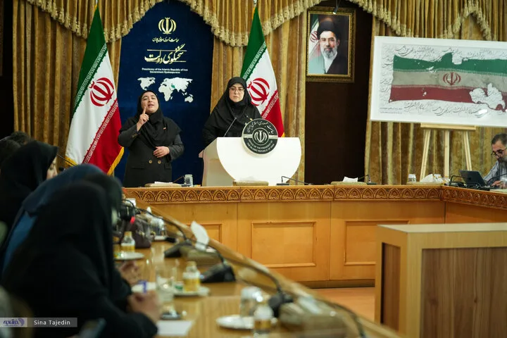 نشست خبری سخنگوی دولت - 6 مرداد 1405