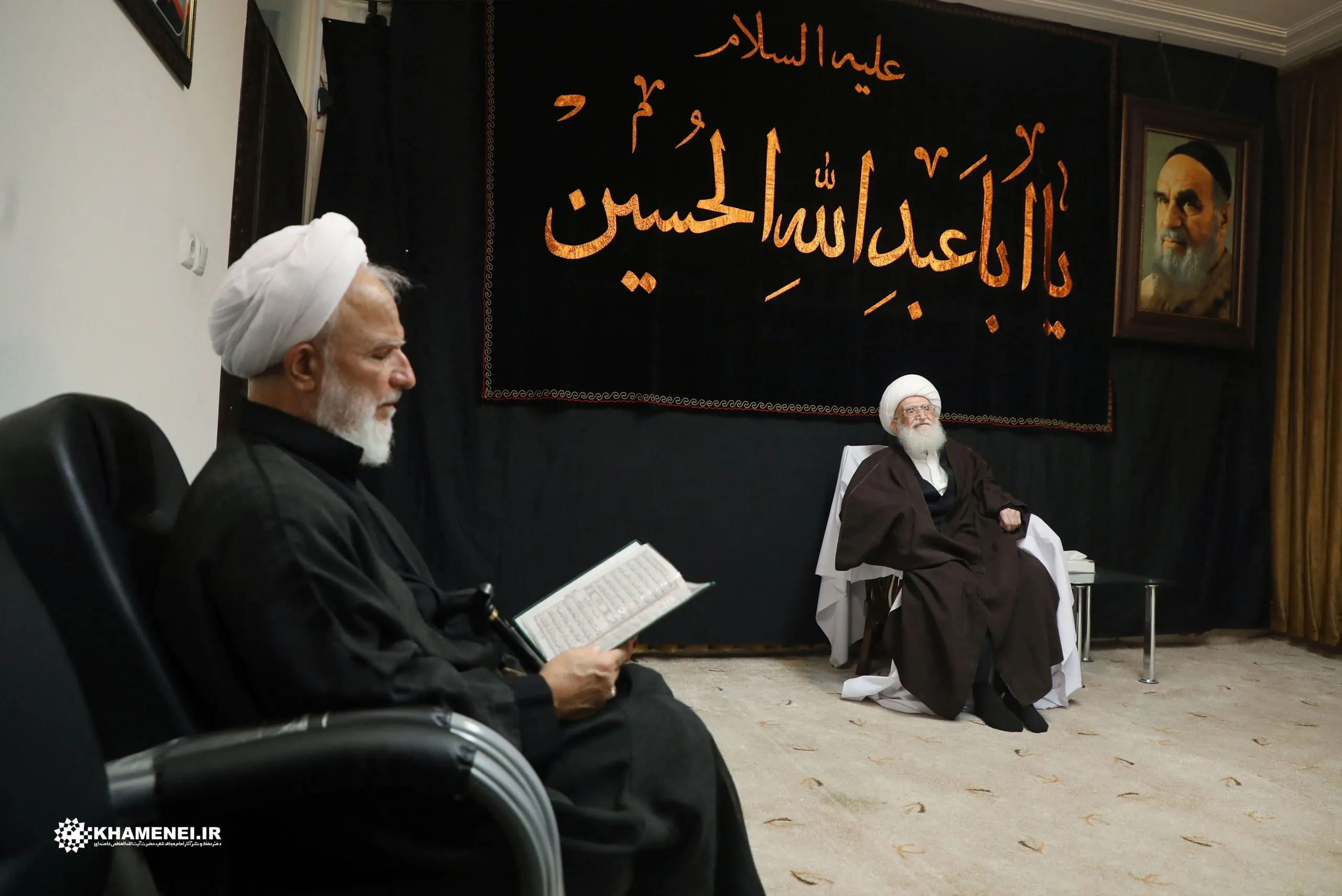 تصاویر مراسم بزرگداشت رهبر شهید در دفتر آیت‌الله العظمی نوری همدانی