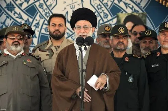 کارنامه چهار دهه رهبری/ میراث آیت الله خامنهای برای سیاست داخلی و سیاست ورزی در جمهوری اسلامی چیست؟