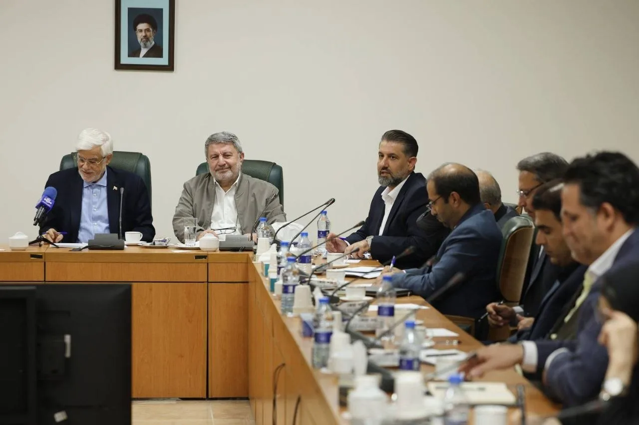 عارف: به دو سال آینده خوش‌بینم اما خود را برای بدترین شرایط آماده کرده‌ایم