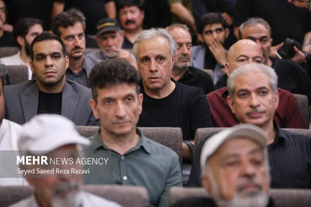 مراسم ترحیم اکبر عبدی