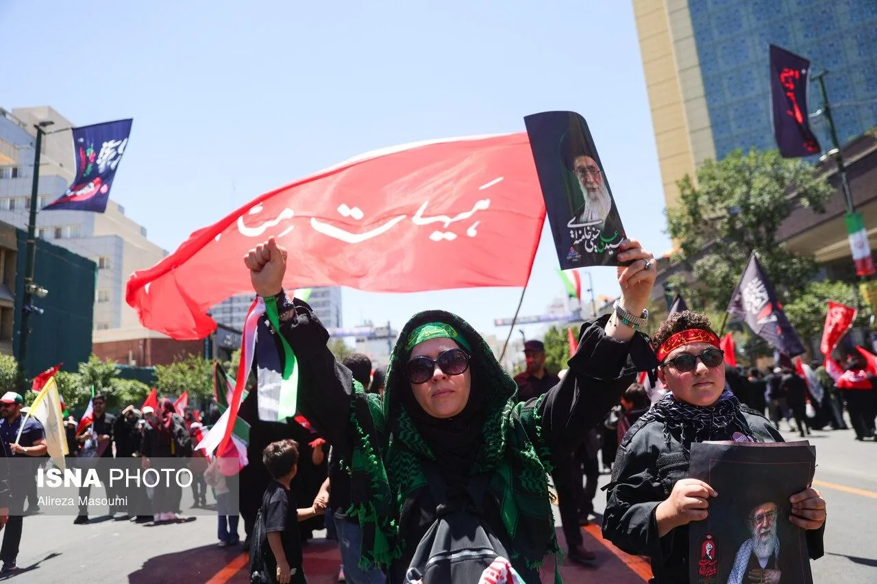 تصاویری از مشهد پیش از آغاز مراسم تشییع پیکر رهبر شهید