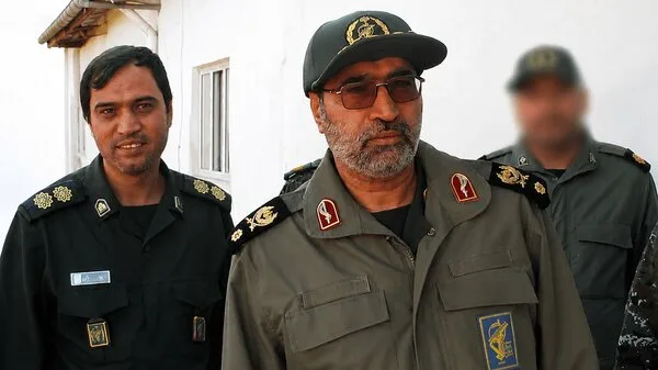 تصویر دیده‌نشده از برادرانی که هر دو فرمانده موشکی بودند