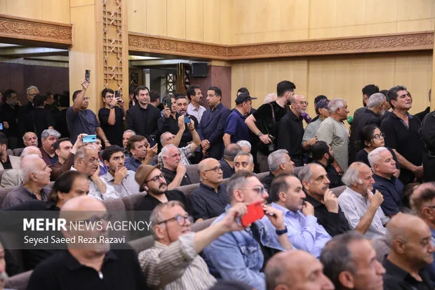مراسم ترحیم اکبر عبدی