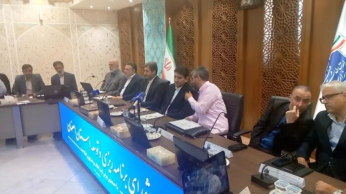 وزیر ارتباطات: مسیر رشد و توسعه ایران، حتی در سخت‌ترین شرایط متوقف نخواهد شد