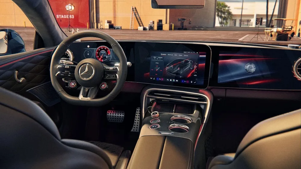 نمای کابین مرسدس AMG GT53 برقی